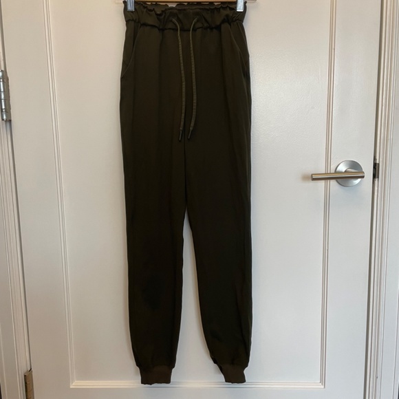 Lululemon Stretch High-Rise Jogger Women’s Size 0 - Picture 8 of 11